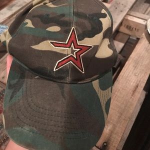 Camouflage Astros hat