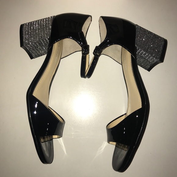 NWT IVANKA TRUMP Bling Block Heel Patent MaryJanes Heels Sandals - Picture 7 of 10