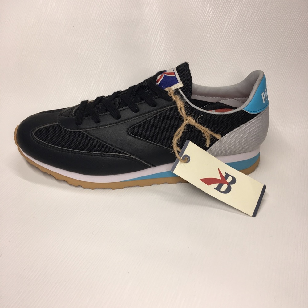 Brooks black workout sneakers size 6.5 B