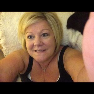 Meet your Posher, Sherry