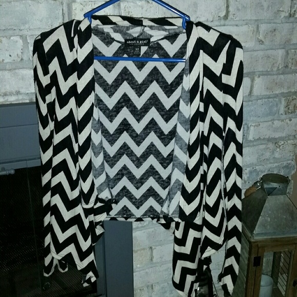 Sweater - Picture 2 of 2