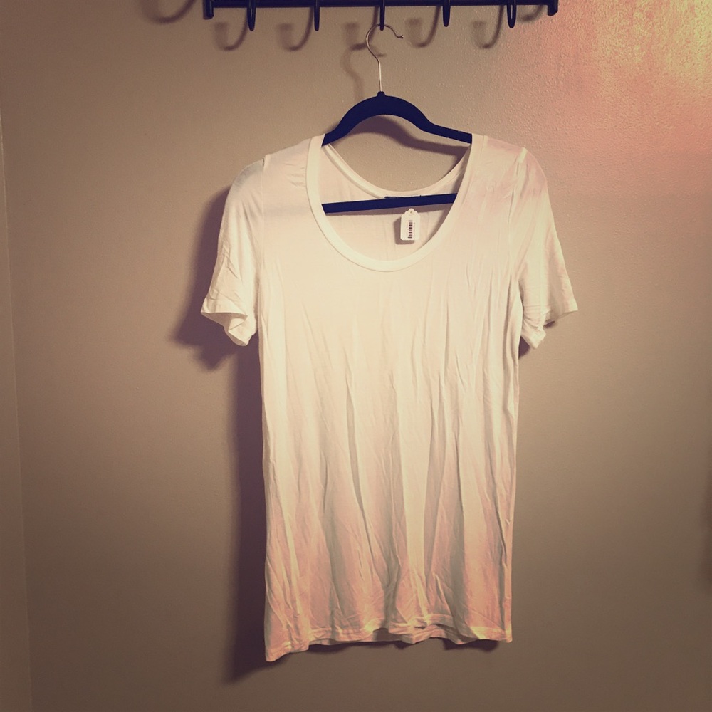 Cute white longer tee