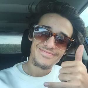 Meet your Posher, Hunter