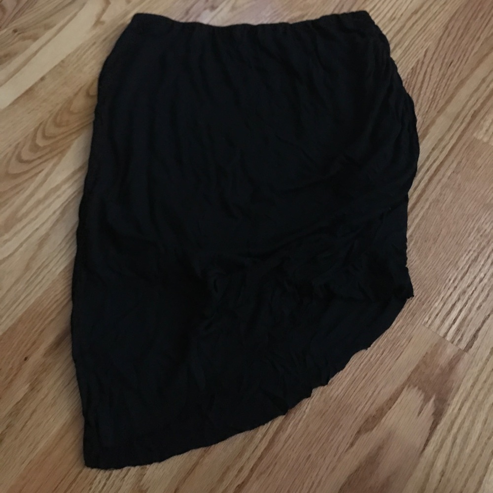 Asymmetrical Rouched Mini Skirt 💋🥀