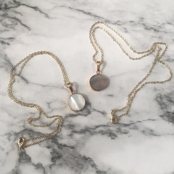 Minimalist 18K Gold Dainty Chain Pearl Necklace - Picture 6 of 8