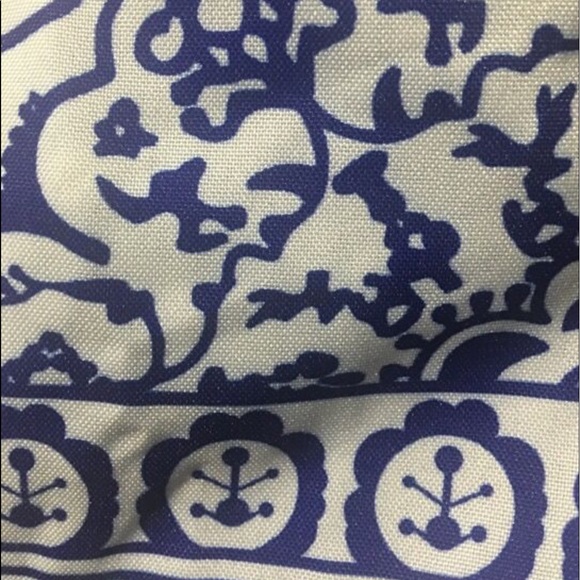 Set of shorts and shirt - Picture 3 of 3