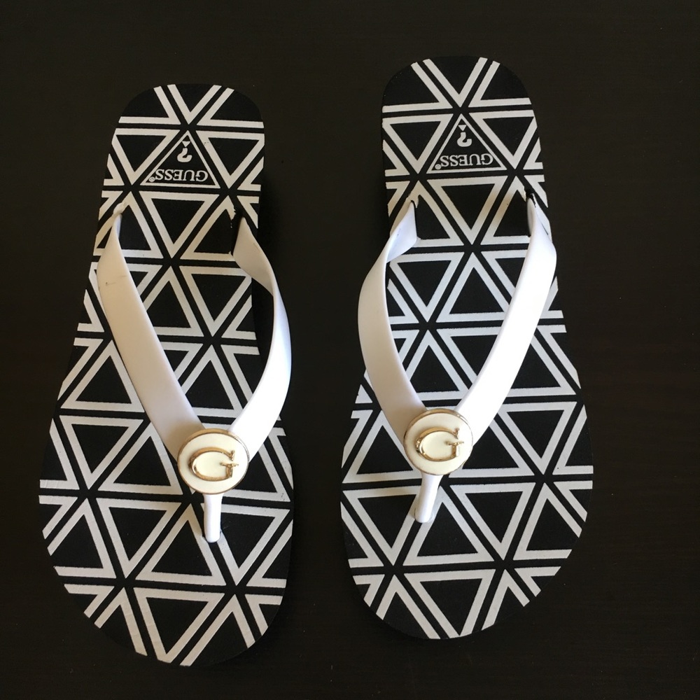 Guess slipper