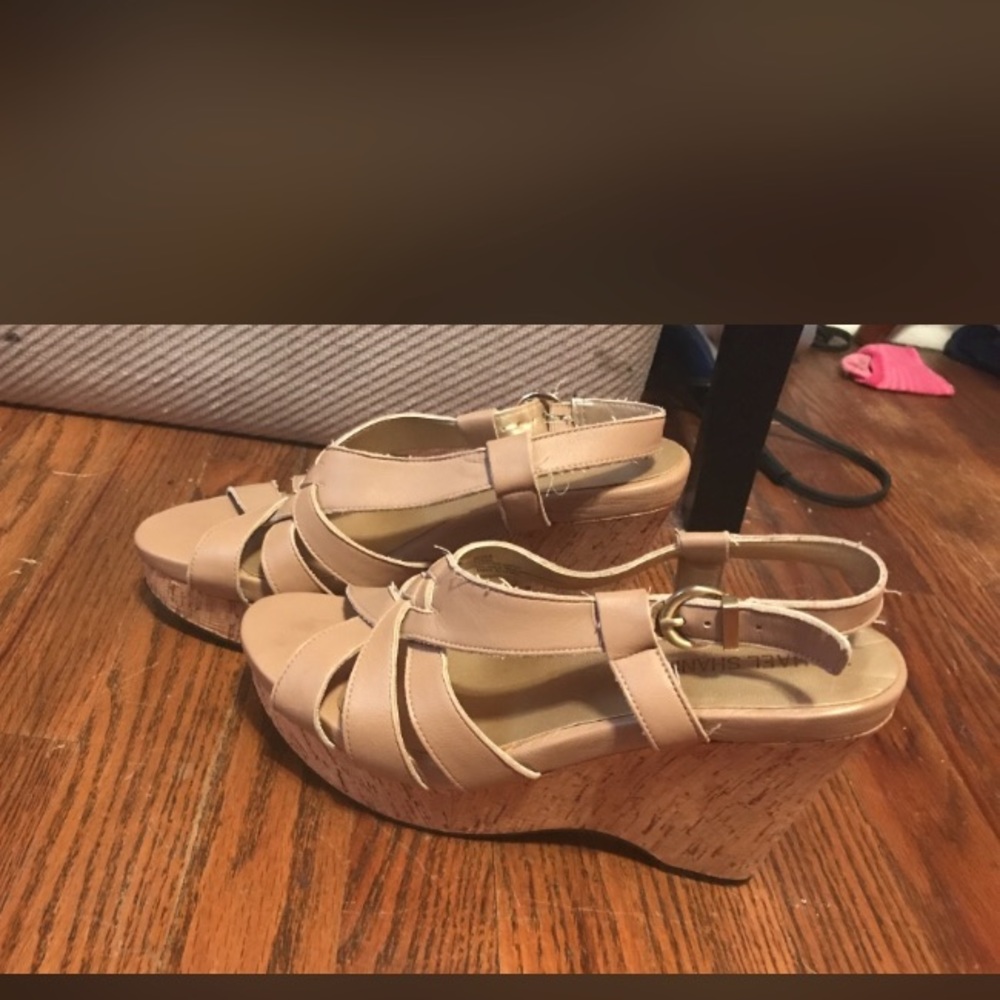 leather strappy wedges