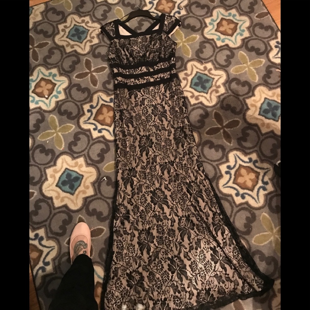 Prom/formal lace dress