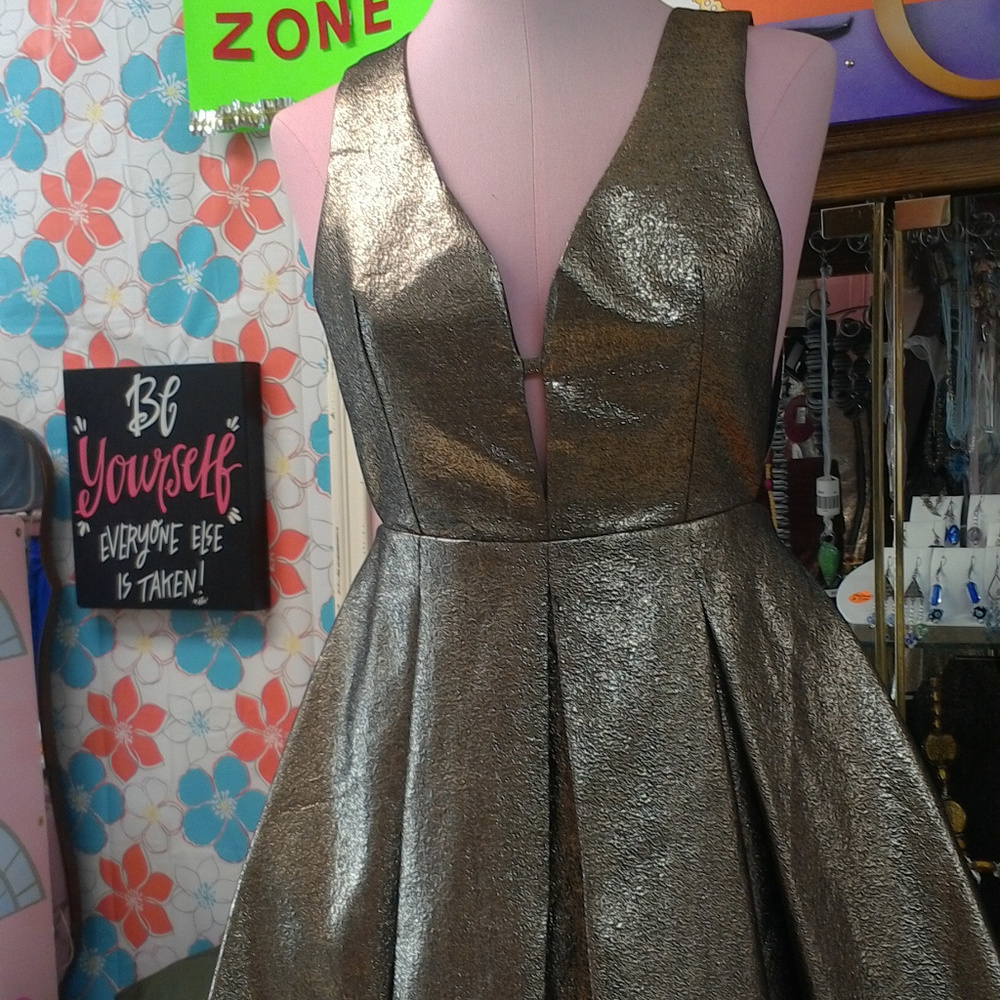GOLD CHRISTMAS DRESS
