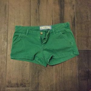 💌Green Abercrombie Shorts