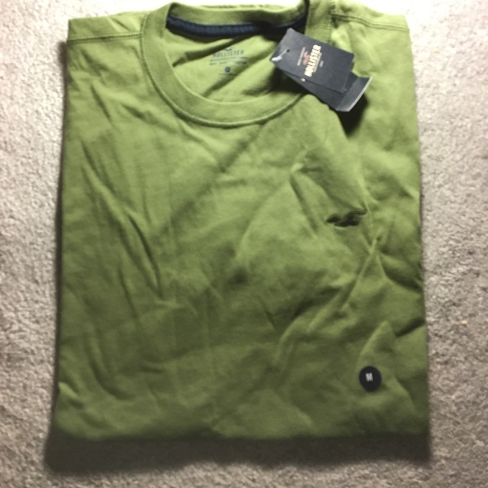 Olive green hollister crew tee