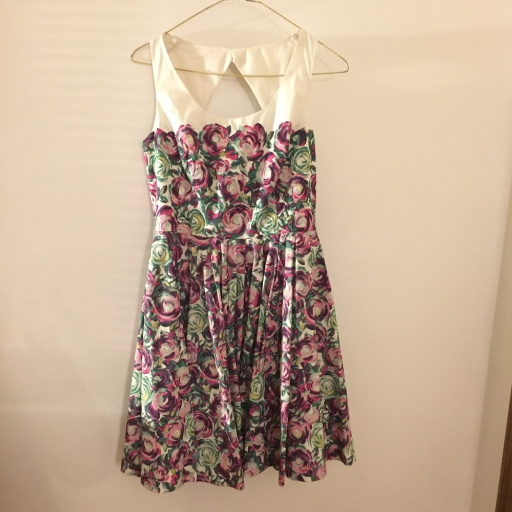 Open back floral dress with full skirt