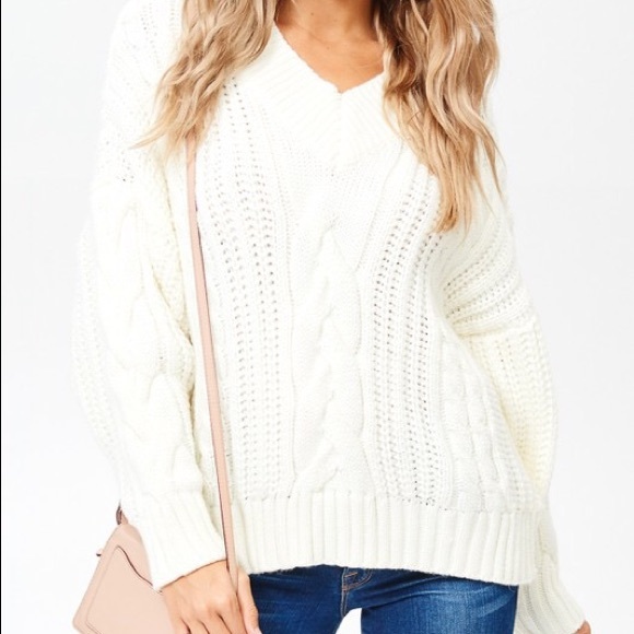Sale!!! White V-neck Sweater - Picture 2 of 3