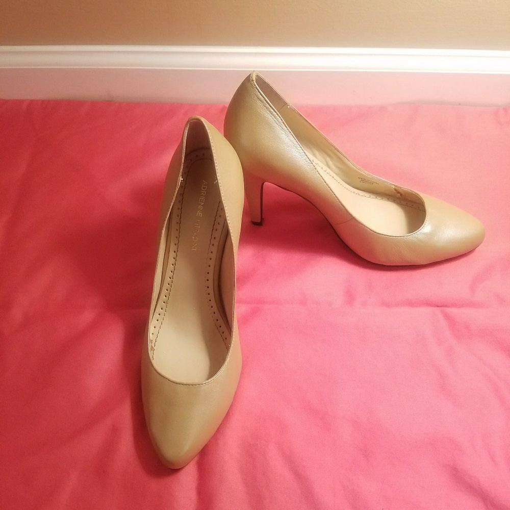 Adrienne Vittadini - 7.5 - Lusterous Beige Heels