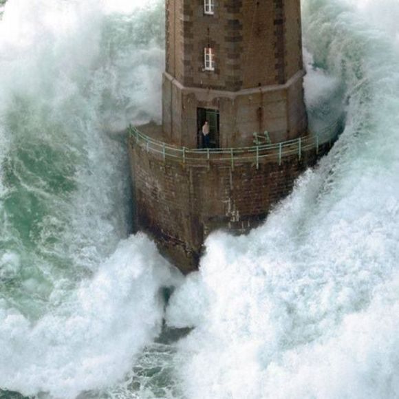 Meet your Posher, Andrew - Picture 1 of 1