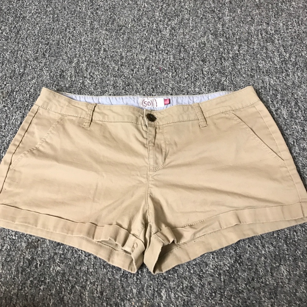 Size 11 khaki shorts
