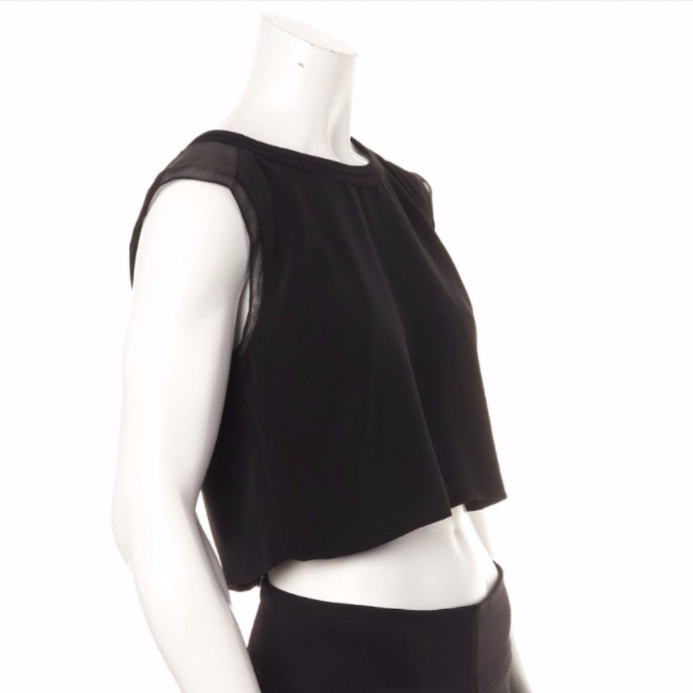 SOLD**       ELIZABETH AND JAMES Black cropped top - Picture 3 of 4