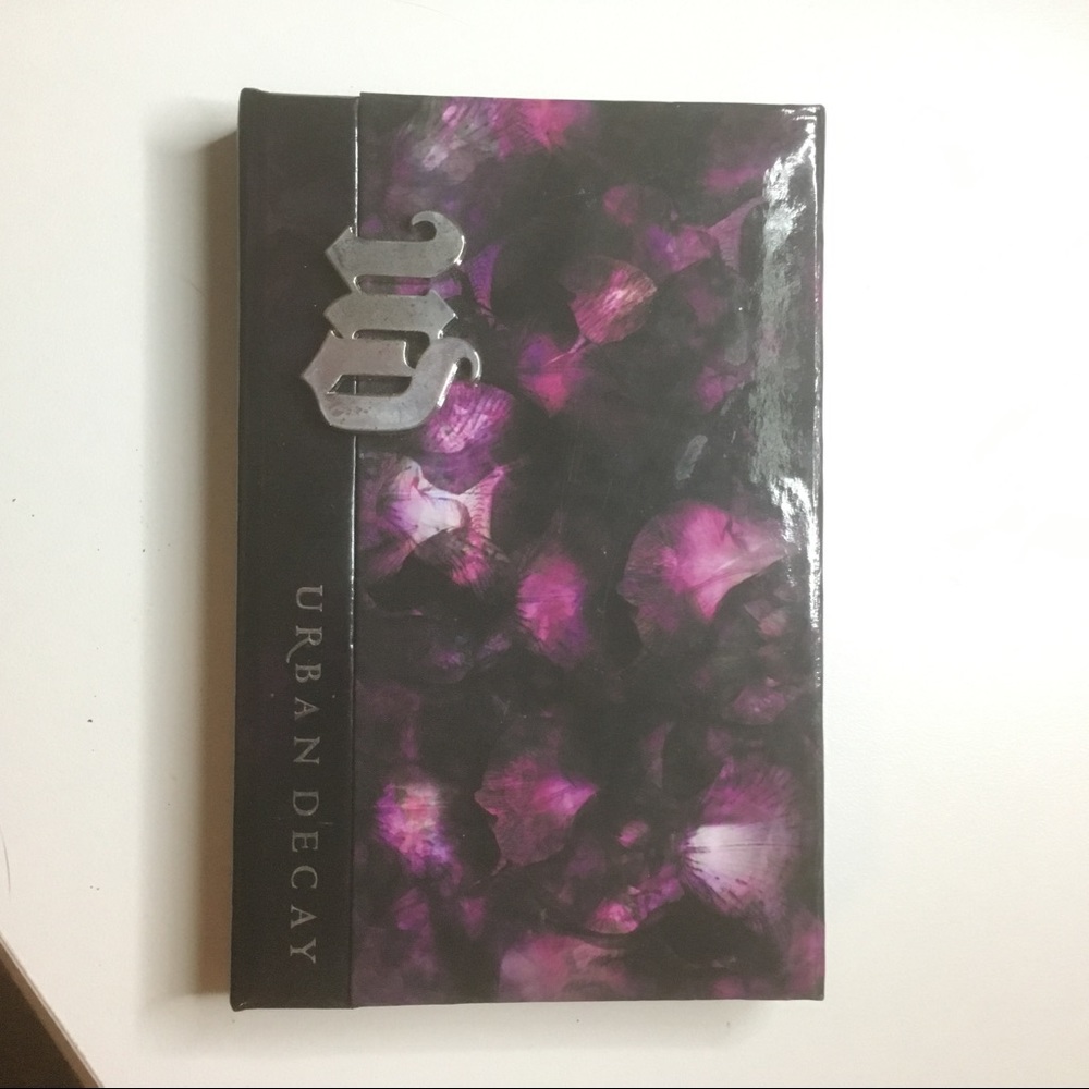 Urban decay shadow box palette