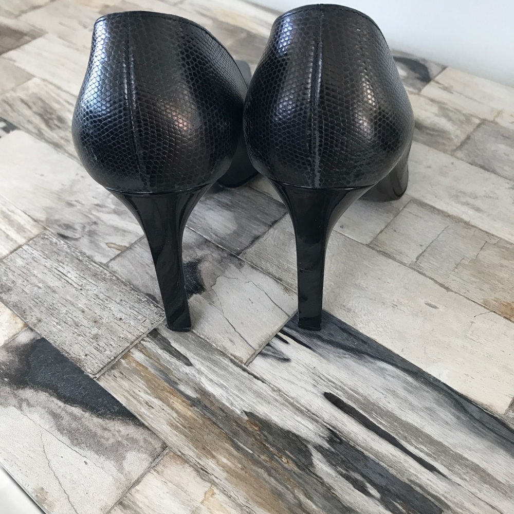 Versace Pumps - image 3