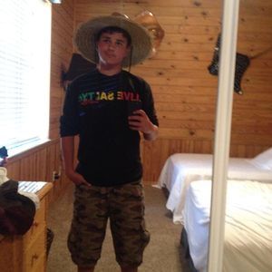 Meet your Posher, Conner