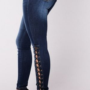 FASHION NOVA dark wash jeans