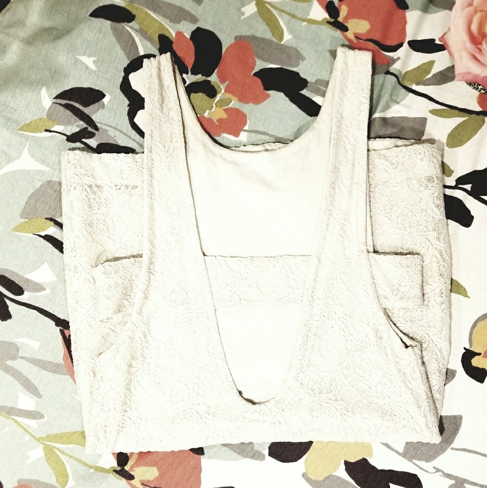 Chaser Lace Dress - Picture 4 of 6