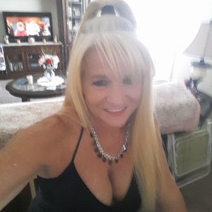 Meet your Posher, Michele