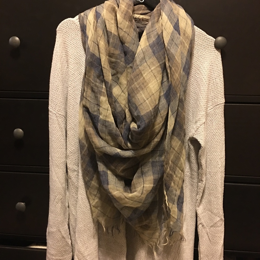 Cream and blue plaid scarf