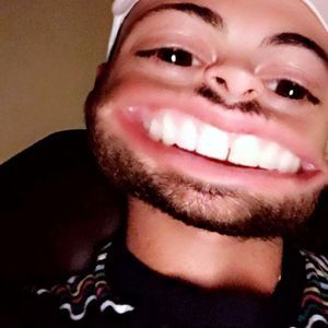 Meet your Posher, Bronson