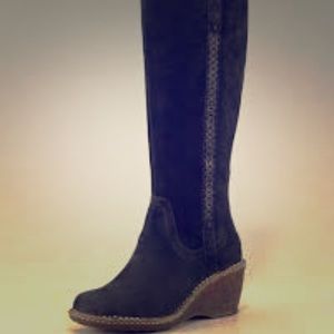UGG HARTLEY BOOTS