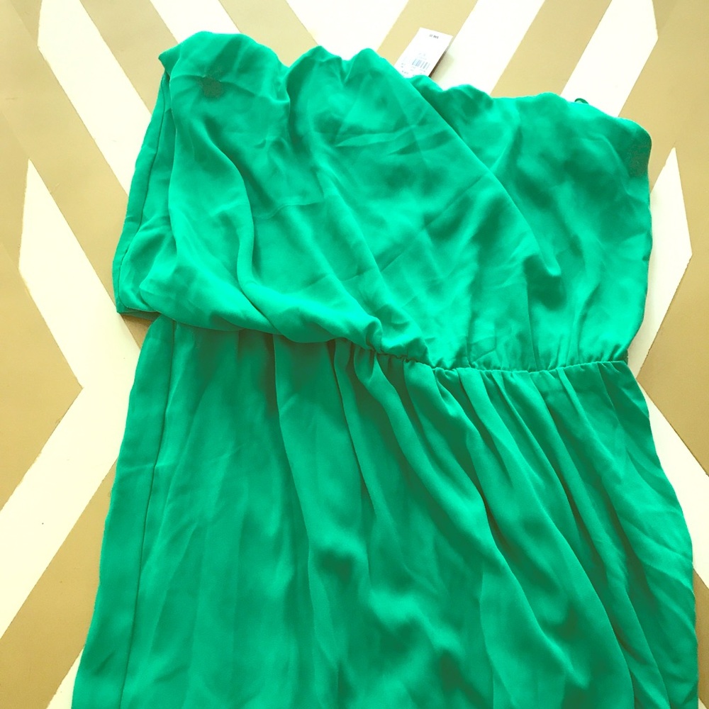 Adorable strapless Express maxi NWT!