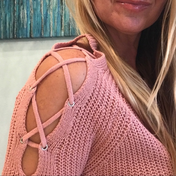 Quinn Blush Criss Cross Shoulder Sweater 💕Sale - Picture 5 of 5