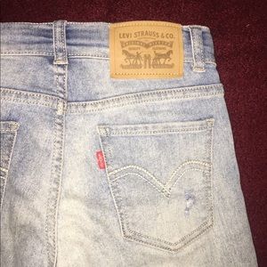Levi’s Jeans
