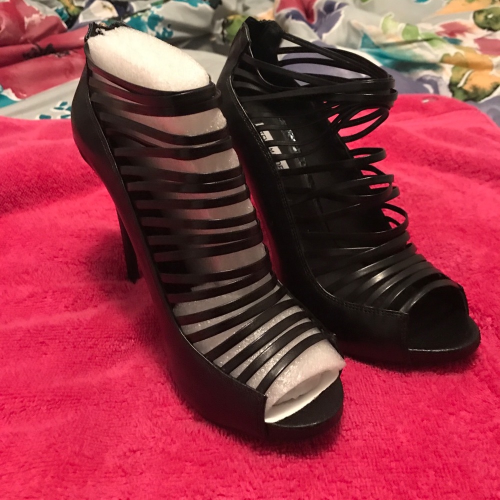 Steve Madden Messy