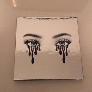 Kylie cosmetics the holiday 2016 palette