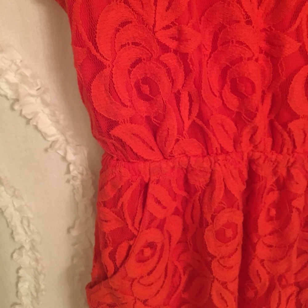 Gianni Bini Low-Back Orange Lace Dress w/Cutout - Picture 2 of 3