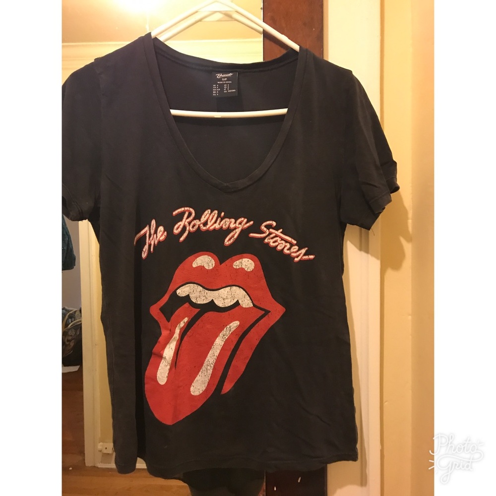 ❌SOLD❌Rolling Stones V-Neck Tee