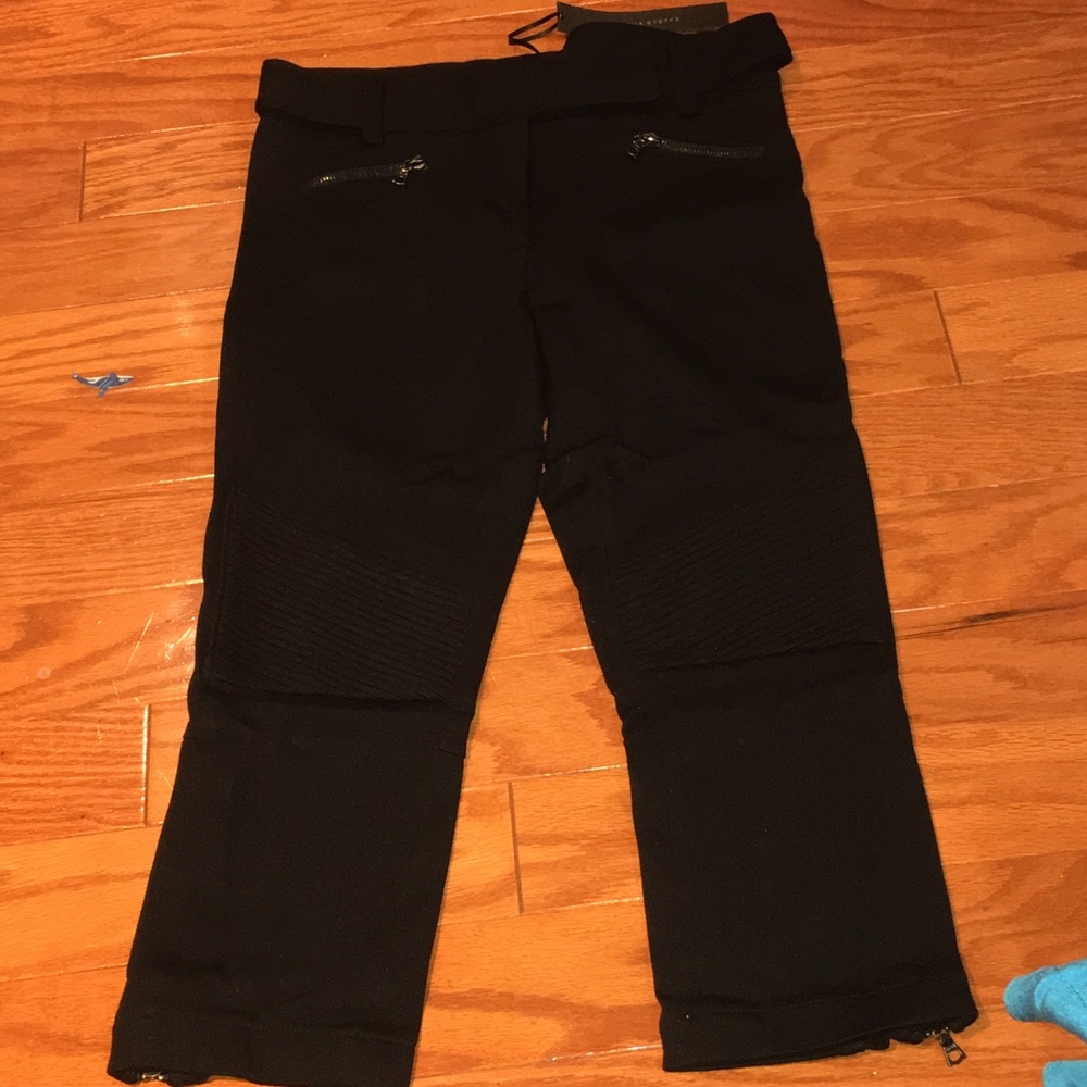 NWT New Gorgeous Cynthia Steffe Capri Black Pants