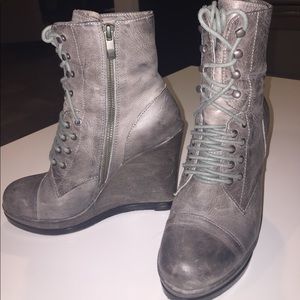 Vince Camuto boots
