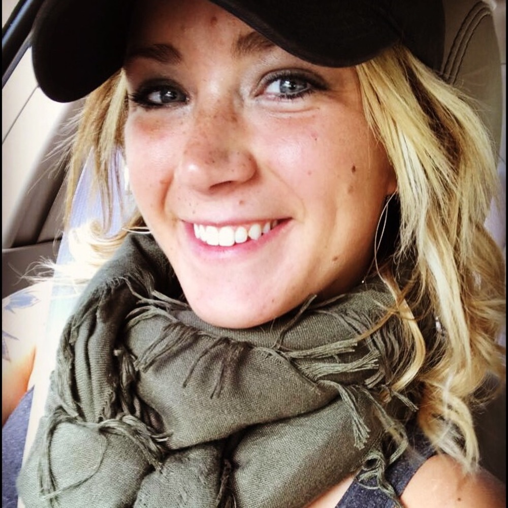 Meet your Posher, Lauren