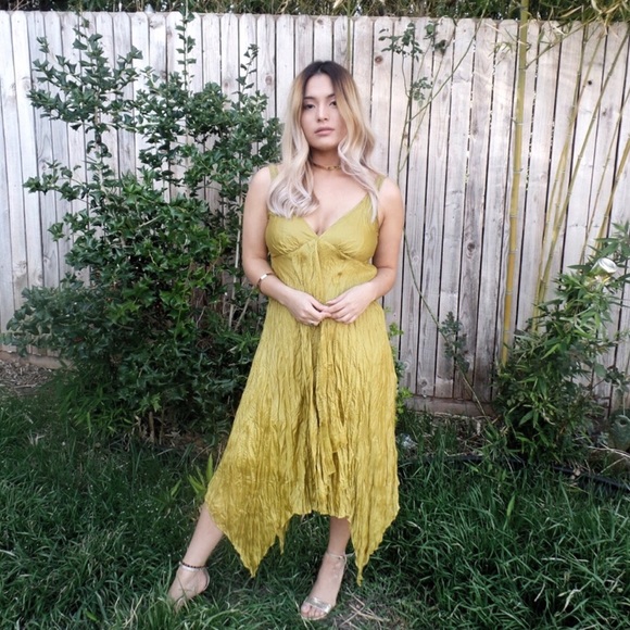 Banana Republic Dresses & Skirts - Banana republic Asymmetrical dress