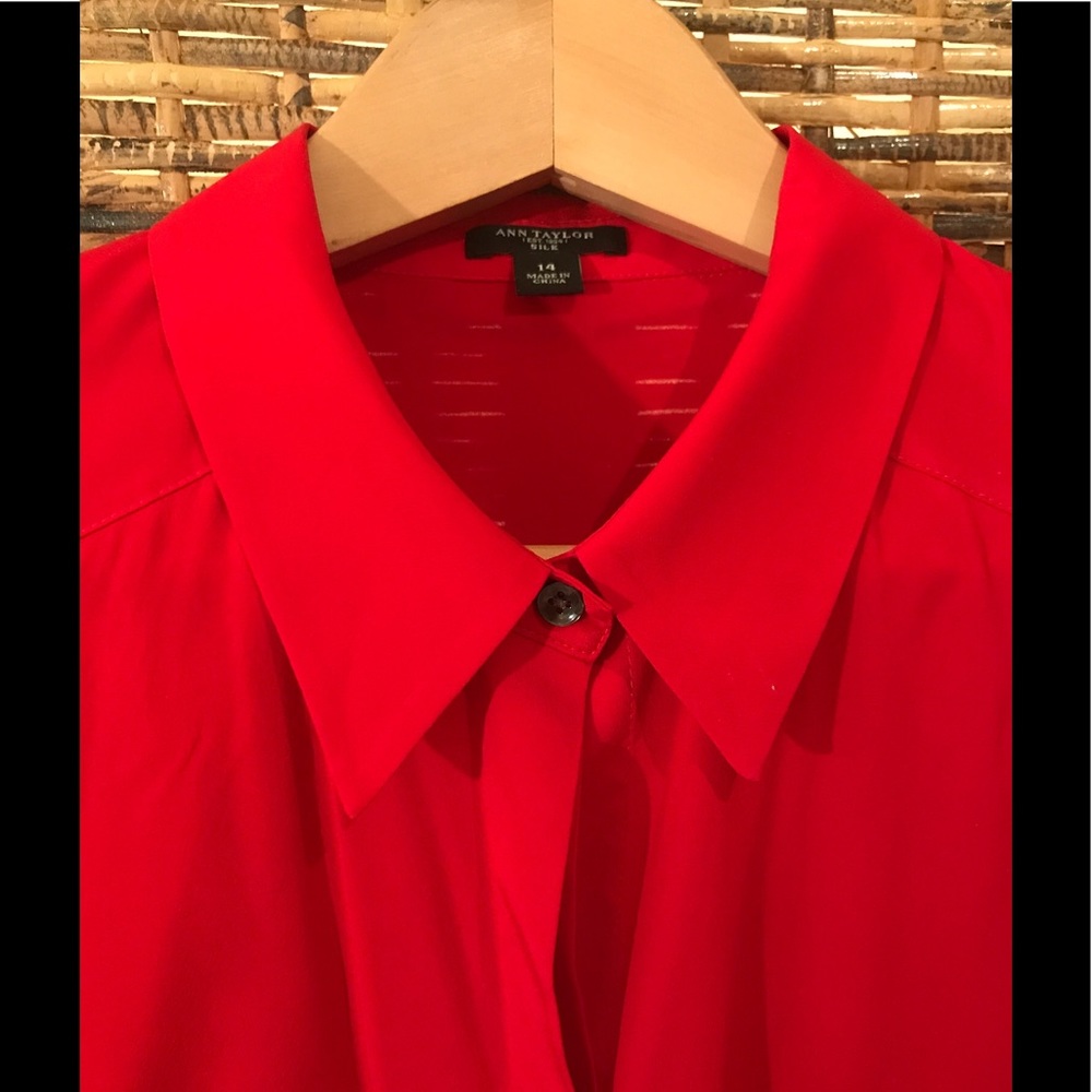 Ann Taylor stretch silk blouse