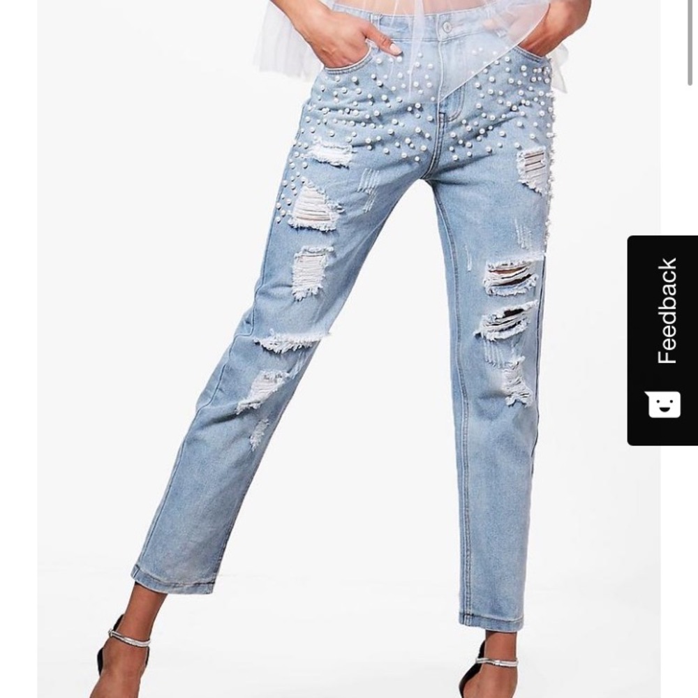 Pearl embellished Mom Jeans