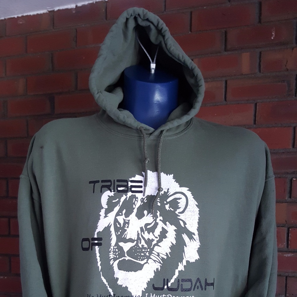 Gildan "TRIBE OF JUDA" Sweatshirt (XL)