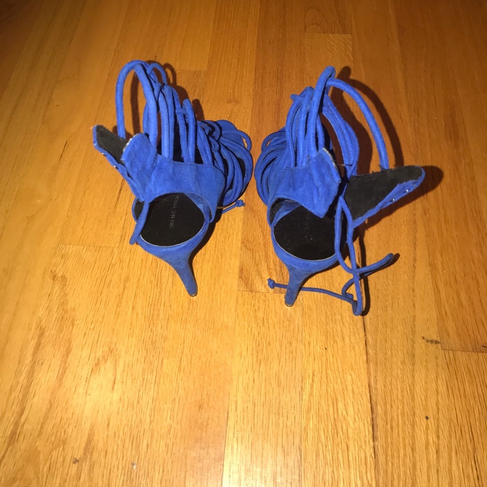 Women’s Heels - Picture 5 of 8