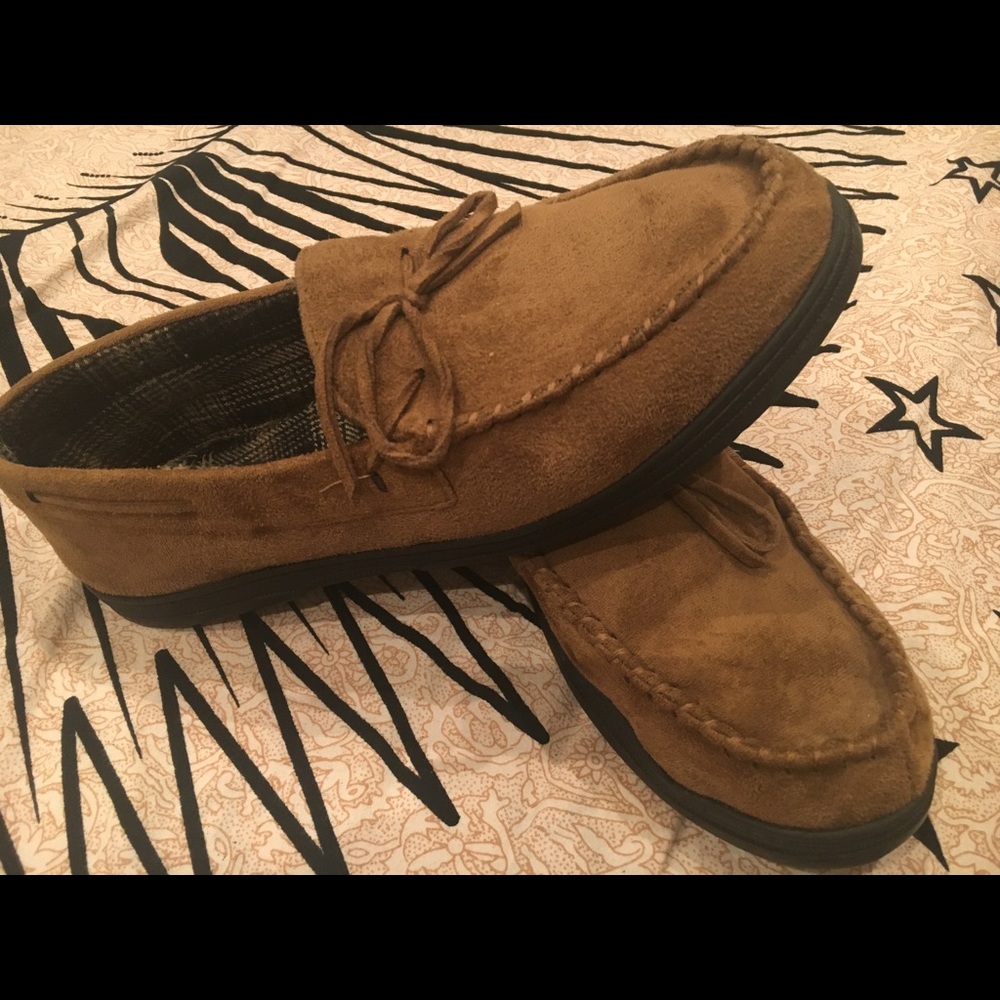 Club Room Slippers