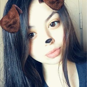 Meet your Posher, Lorena