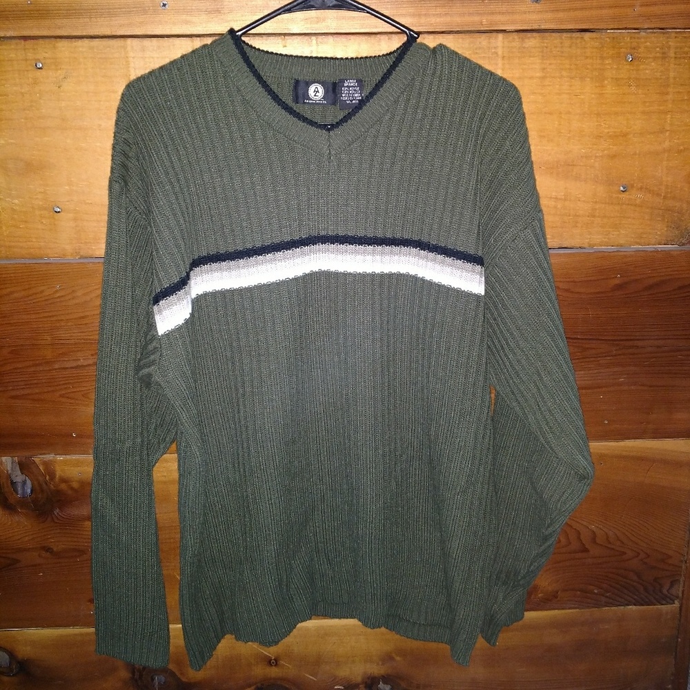 Men's sweater