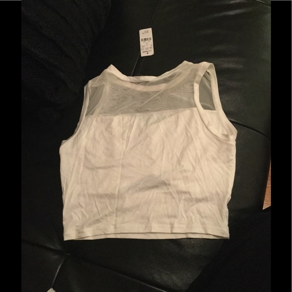 Crop top - Picture 3 of 3